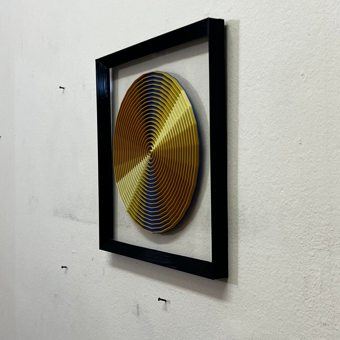 Capricho "Mirada al abismo" versión 25x25 cms