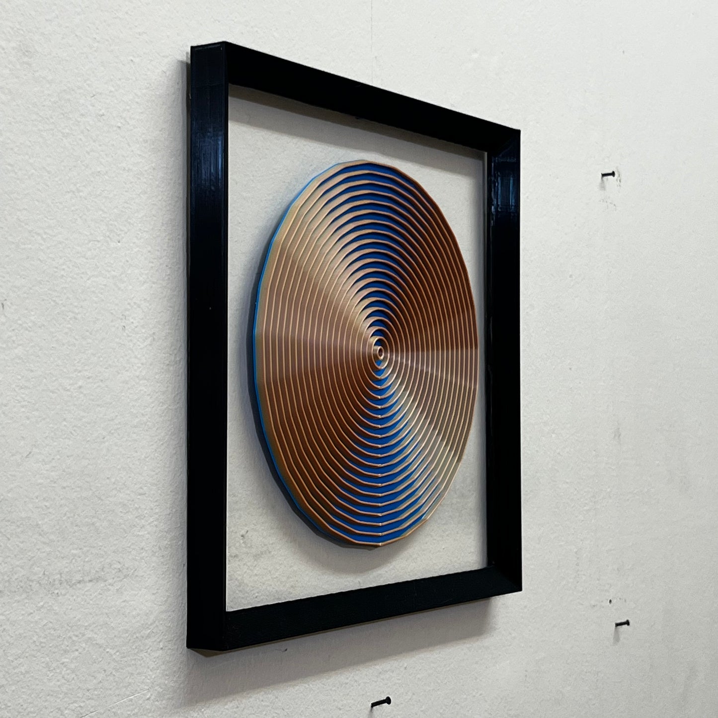 Capricho "Mirada al abismo" versión 25x25 cms